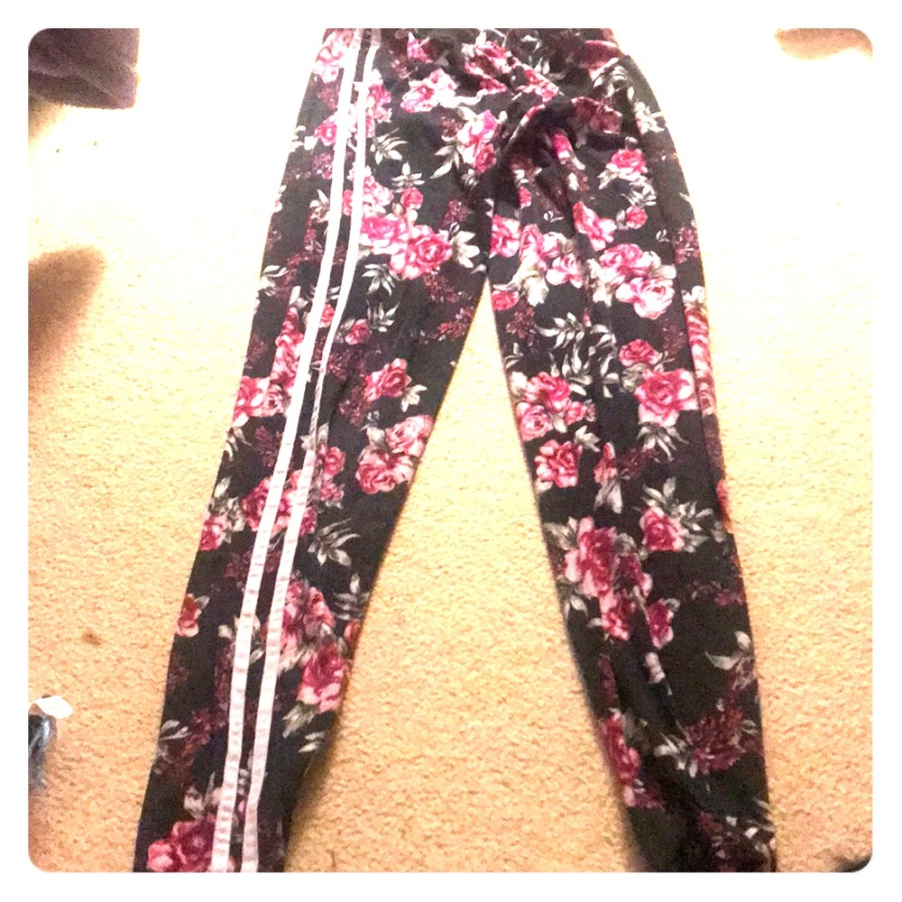 Floral leggings!